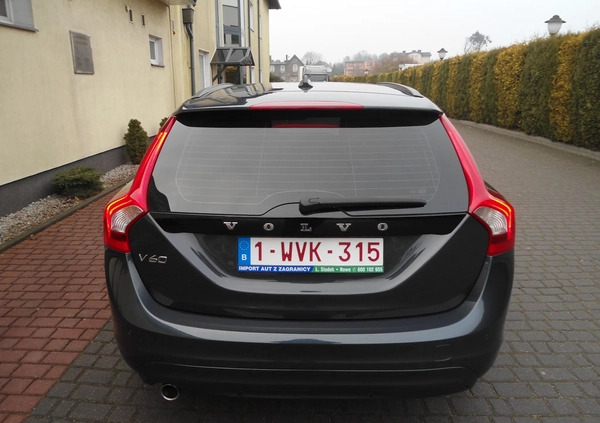 Volvo V60 cena 38600 przebieg: 263000, rok produkcji 2013 z Nowe małe 631
